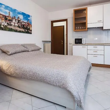 Loft Alto Con Vista Su Citta Alta Apartment Bergamo Exterior photo